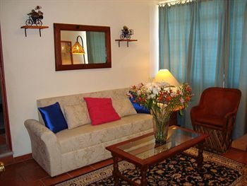 Casa 4*
